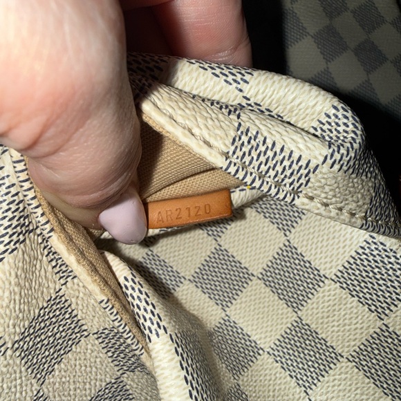 Authentic Louis Vuitton Damier Azur Totally MM Tote Bag - Picture 2 of 14